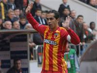 Aslan kurnazlık yapıyor