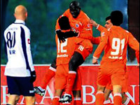B.Şehir, paşa paşa zirvede!