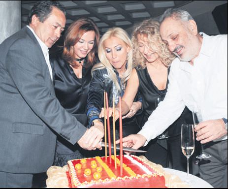 3'lü kutlama