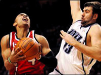 Mehmet Okur yine sahnede
