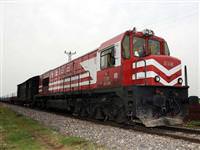 Trenin çarptığı 2 genç hayatını kaybetti