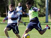 Fenerli Dos Santos'a dev talip