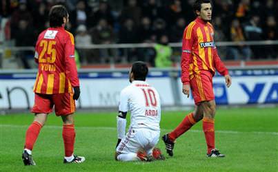 Cimbom liderliği kaçırdı