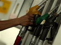 Benzine zam! İşte yeni fiyatlar...