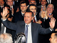 'Kimse hukukun üzerinde değil'