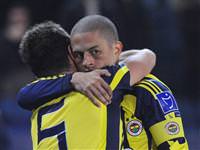 Alex Fenerbahçe'den ayrılacak!