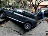 Kadıköy'de bir otopark çöktü