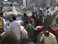 Pakistan'da bombalı saldırı