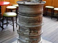 9 aylık kardeşini sobaya attı