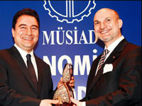 Başarılı gazetecilere ödül