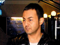 Haiti'ye değil  TOKi'ye  yardım etsinler