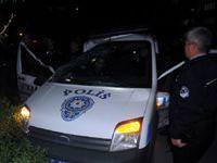 Polis otomobili kaza yaptı