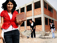 İnşaat güller açtı