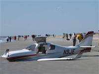 Sabah koşusuna çıkan adama uçak çarptı