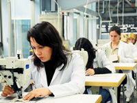 Zordaki esnafa 7 hayat öpücüğü