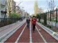 Yırtık ayakkabılarla gelen zafer