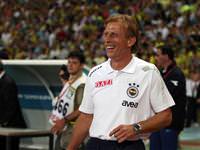 Futbolculara Daum gazı