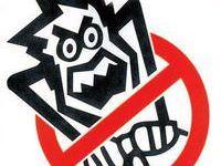 Üç aracın karıştığı kazada 2 yaralı