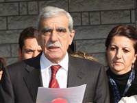 Ahmet Türk'e yumruklu saldırı