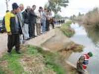 Kanala düşen genç saatler sonra kurtarılabildi