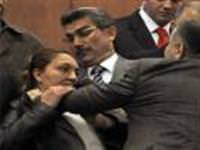 Savcıyla tartışan 2 polis açığa alındı