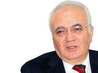 'Baykal'ın iki kere ikisi beş ediyor'