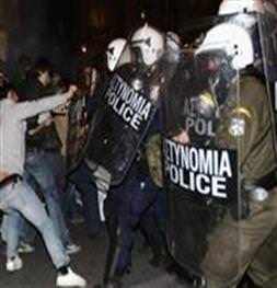 Yunanistan'da karmaşa!