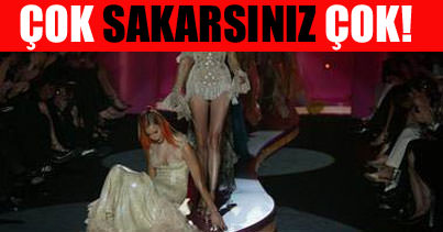 Karşınızda sakar mankenler!