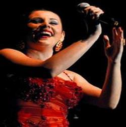 Funda Arar turneye çıkıyor