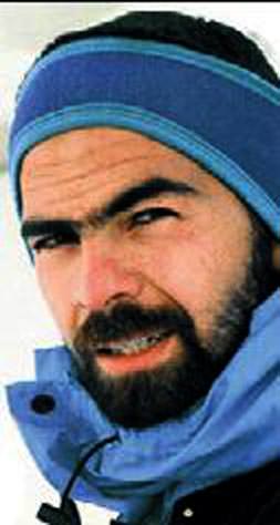 Mahruki yine zirvede