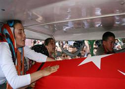 Şehitlere son veda!
