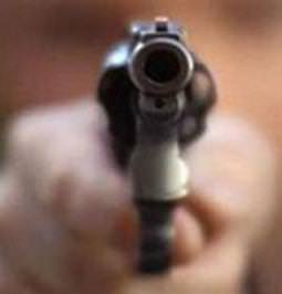 İngiltere'de silahlı saldırı