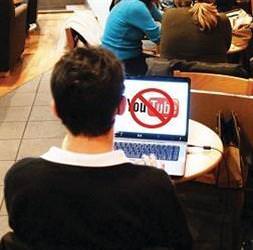 İnterneti ‘YouTube’ yasağı yavaşlattı