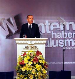 İnternet habercileriyle buluştu