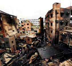 Düğünde yandılar