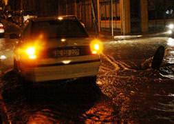 İstanbul'da yağmur felç etti