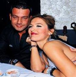 5 bavul topladı annesine yolladı