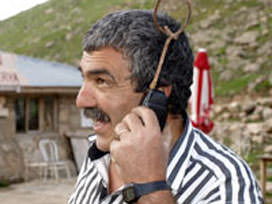 10 fakirden 9'unda cep telefonu var