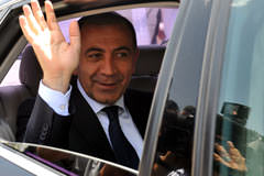 Gürsel Tekin suskunluğunu bozdu