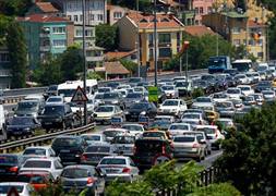İstanbul trafiğine tamir darbesi