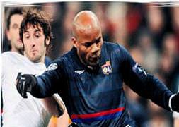 Boumsong bombası geliyor
