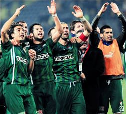 Pearce bitti bitiyor