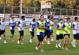 F.Bahçe sahaya indi