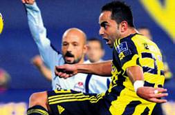 1 yıl daha Fener'de