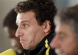 Elano'dan kötü haber!
