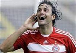 Luca Toni, Genoa'ya transfer oldu