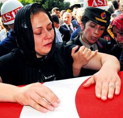 Kahpe planı Mustafa önledi