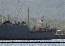 Amerikan savaş gemisi Marmaris'te