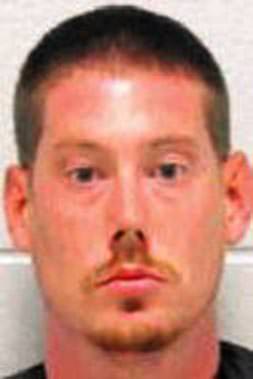 Annesini rehin aldı