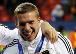 Podolski'yi resmen istediler